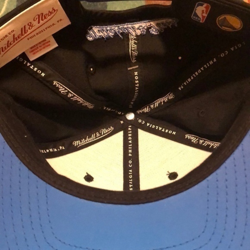 Golden state hat - Picture 5 of 5